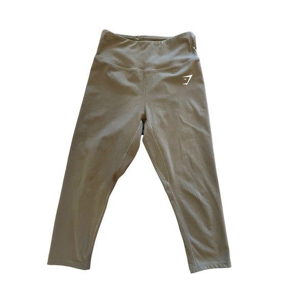 Gymshark Women's‎ High Waisted Capri Speed Running Leggings in Army Sage Green - Picture 1 of 8